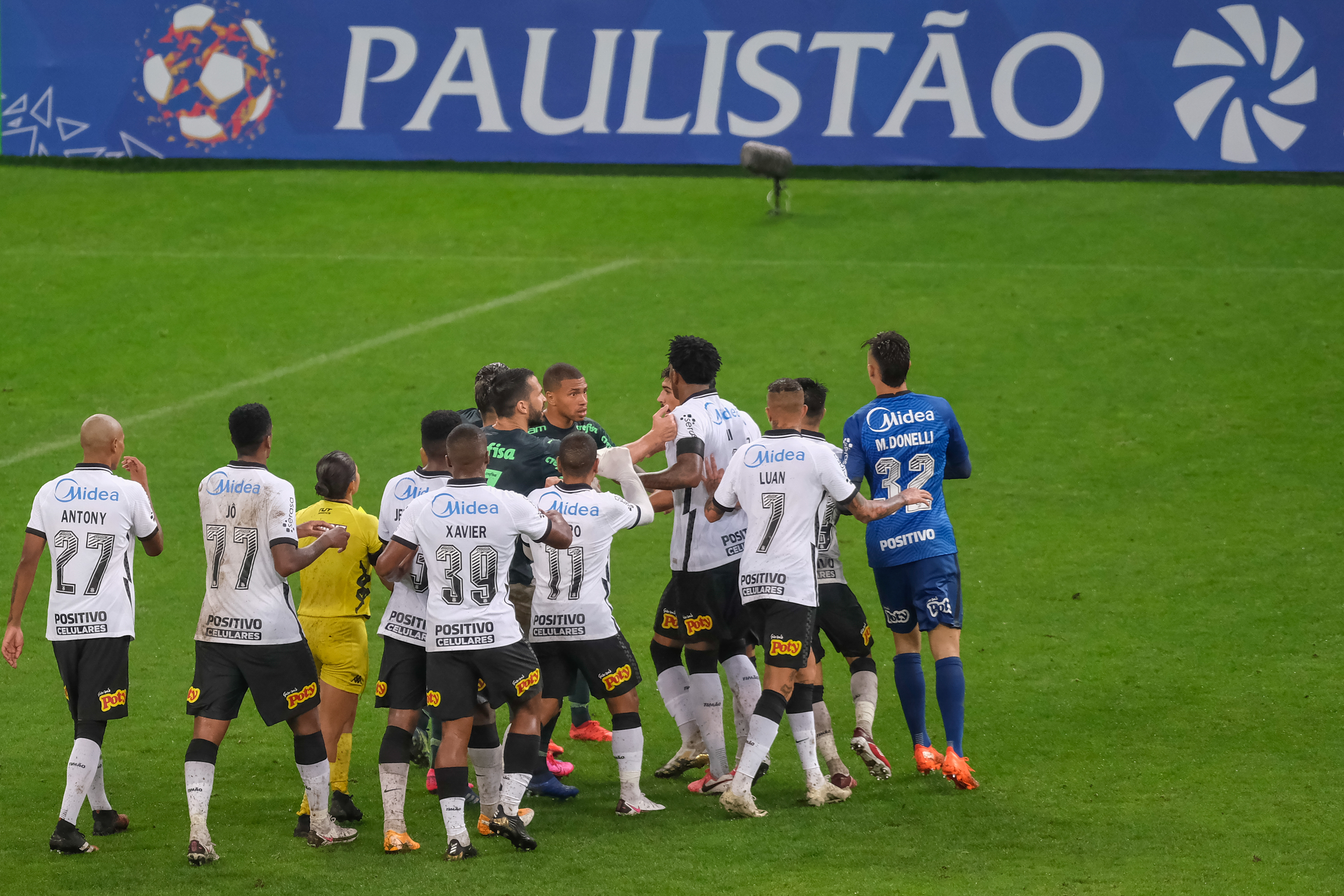 Corinthians pode ter liberado jogador contaminado por Covid em dérbi (Foto: Marcello Zambrana/AGIF)