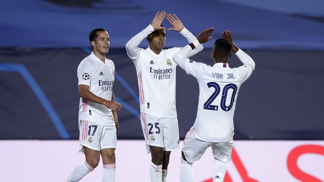 Rodrygo e Vini Jr. comemorando gol pelo Real Madrid. (Foto: Getty Images)
