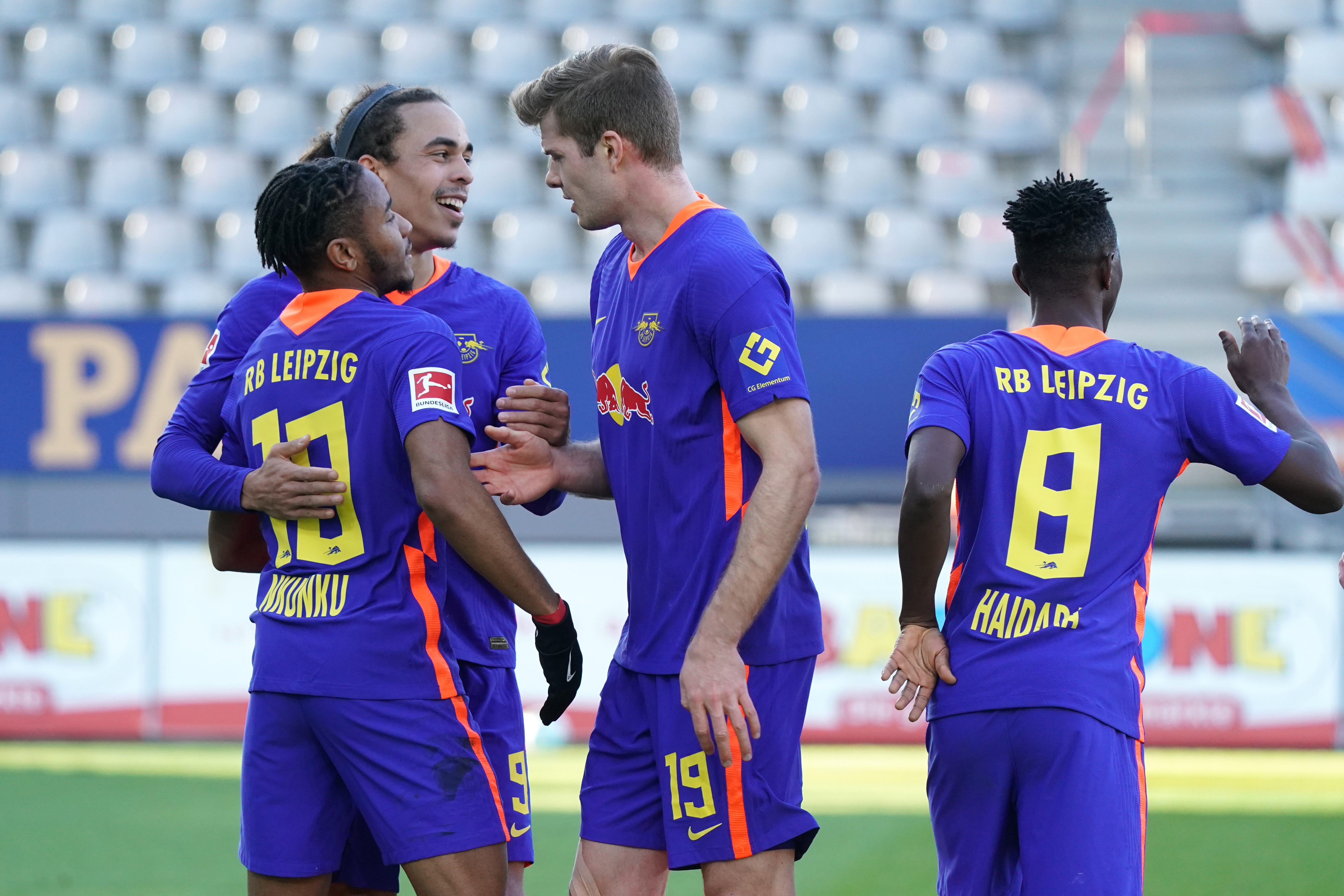 RB Leipzig em campo pela Bundesliga.(Foto: Getty Images)