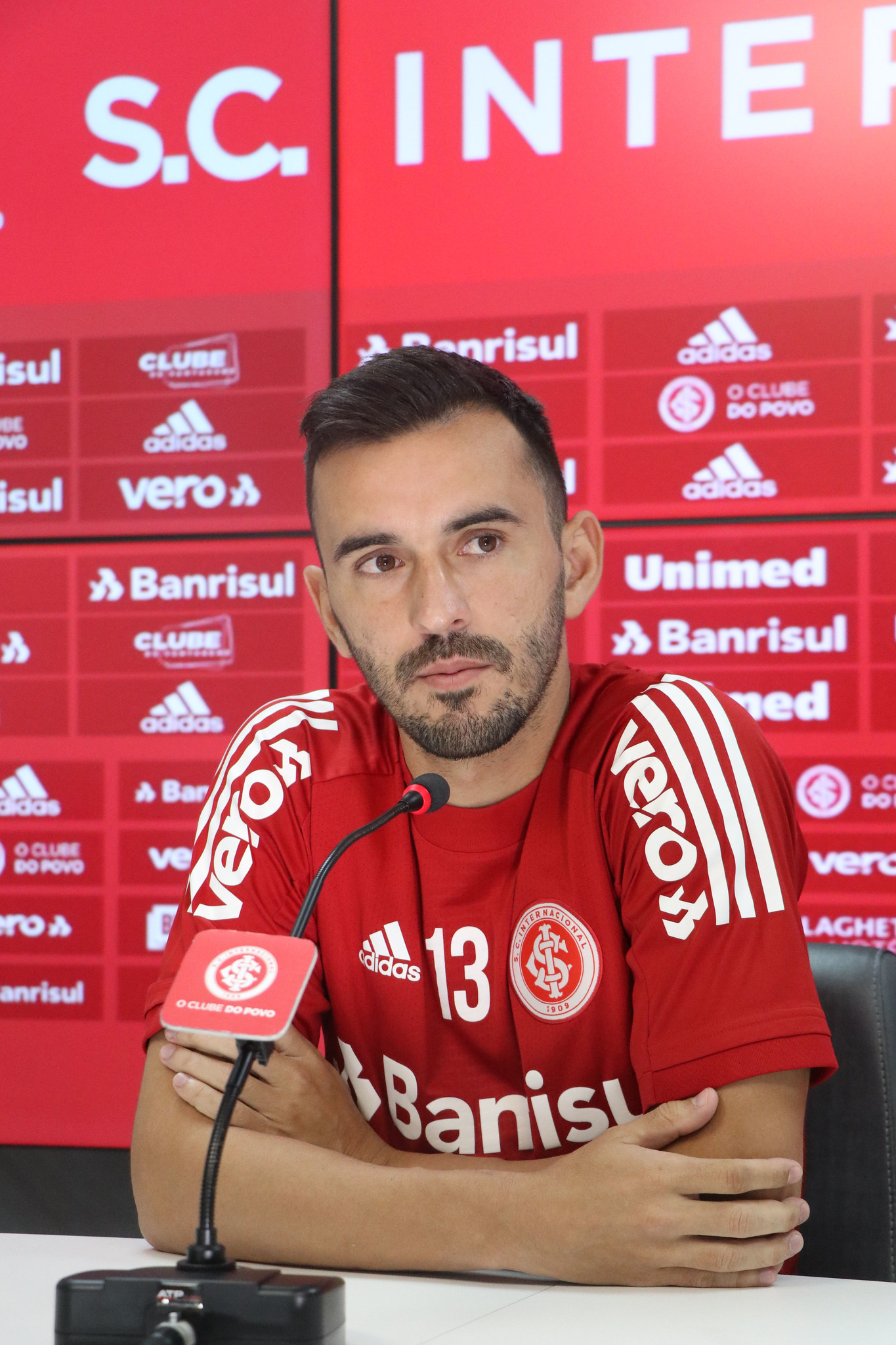 Uendel: 'vilão' para a torcida do Inter (Foto: Ricardo Duarte/Internacional)