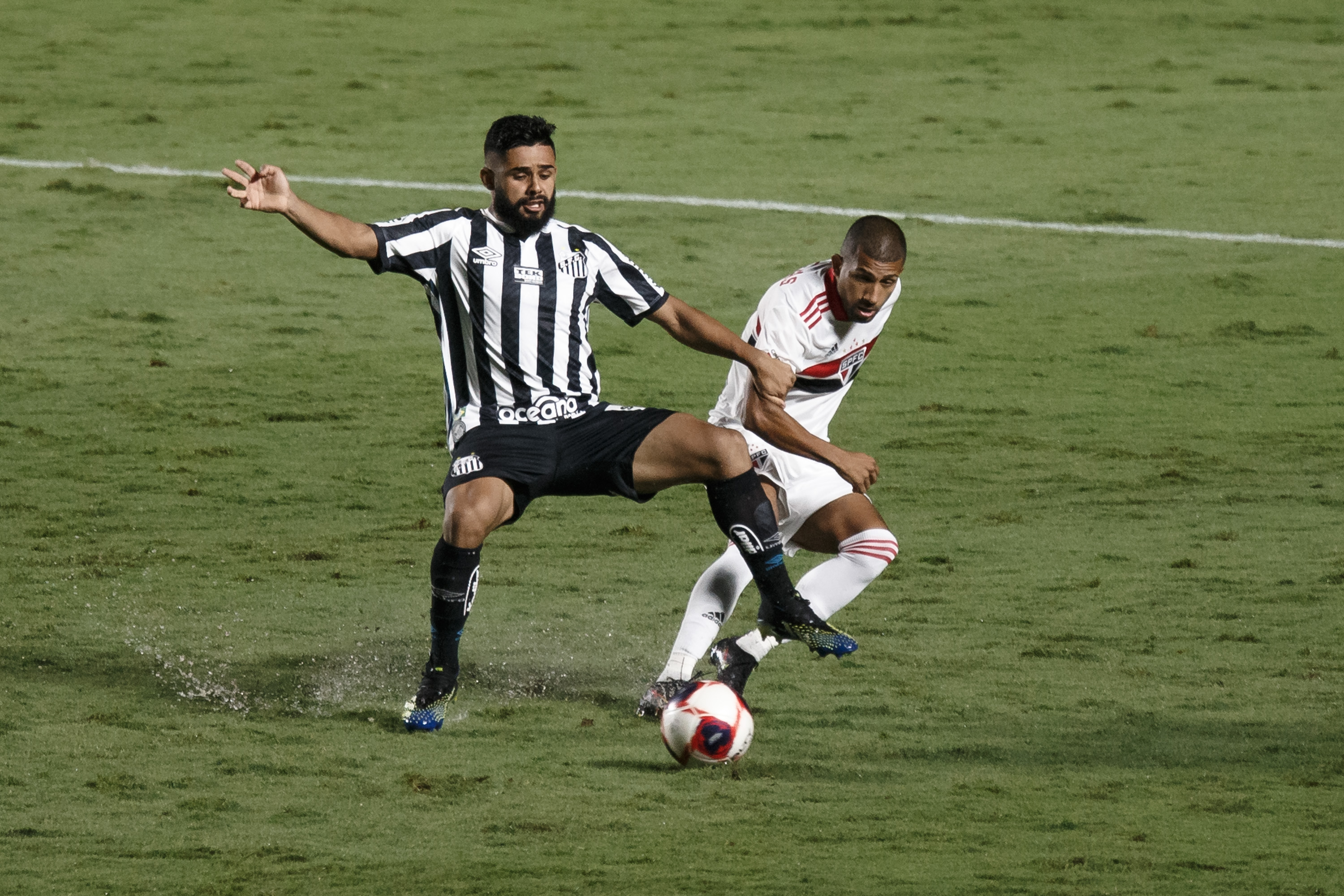 Santos em campo no clássico contra o São Paulo, pelo Paulistão. (Foto: Getty Images) Santos em campo no clássico contra o São Paulo, pelo Paulistão. (Foto: Getty Images)