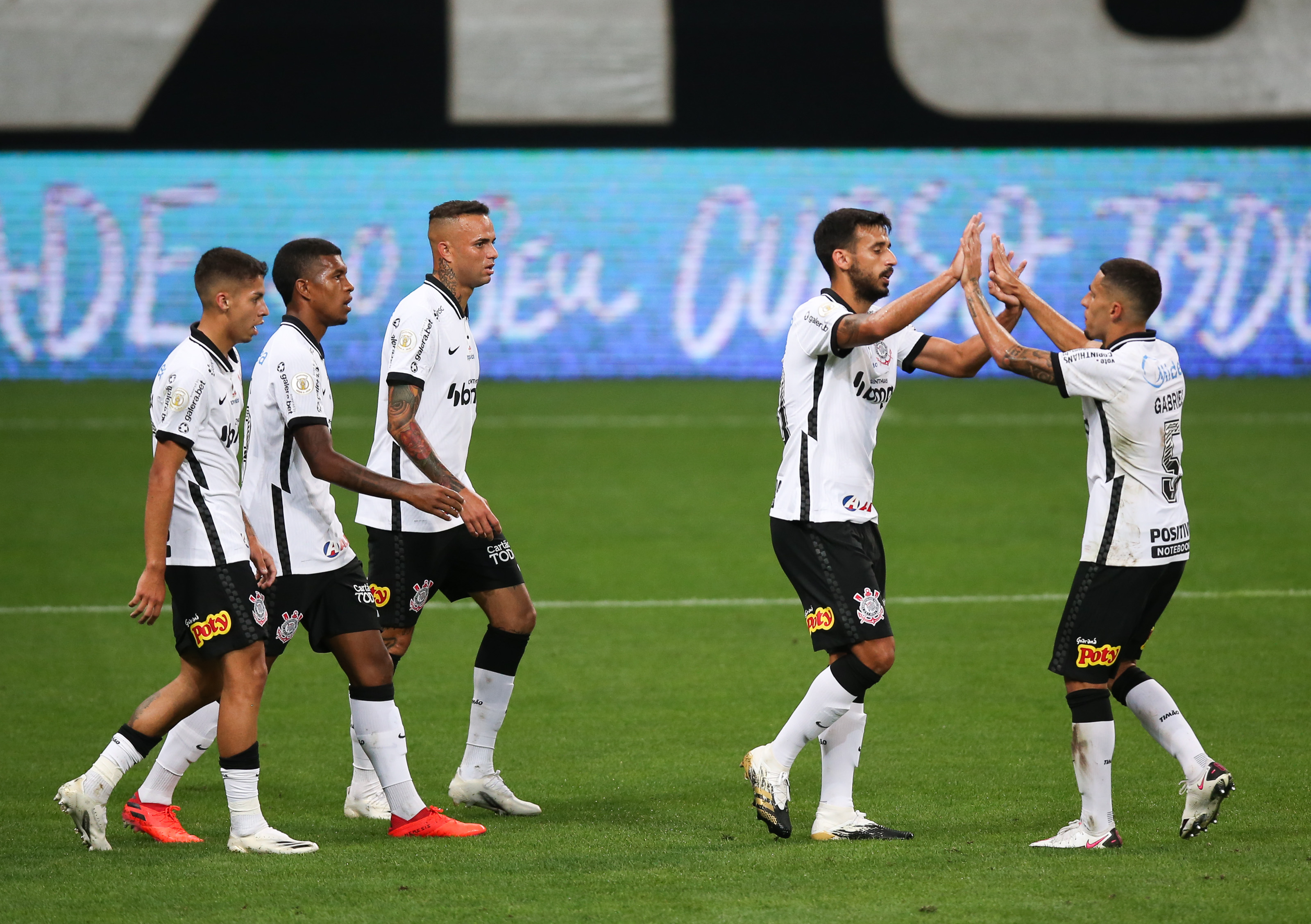 Paulistao Devera Ser Disputado No Rio De Janeiro Corinthians E Palmeiras Devem Jogar Amanha Em Volta Redonda Bolavip Brasil