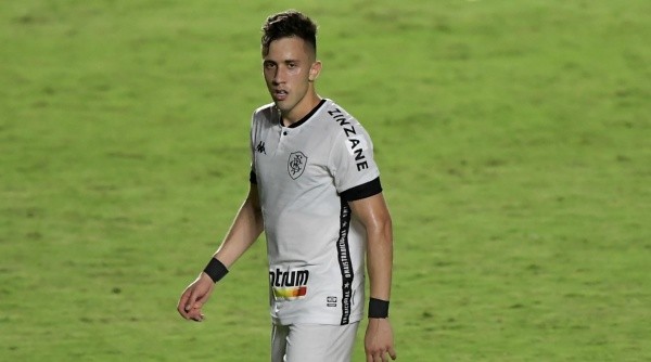 RJ - Rio de Janeiro - 21/03/2021 - CARIOCA 2021, VASCO X BOTAFOGO - Matheus Frizzo jogador do Botafogo comemora seu gol durante partida contra o Vasco no estadio Sao Januario pelo campeonato Carioca 2021. Foto: Thiago Ribeiro/AGIF