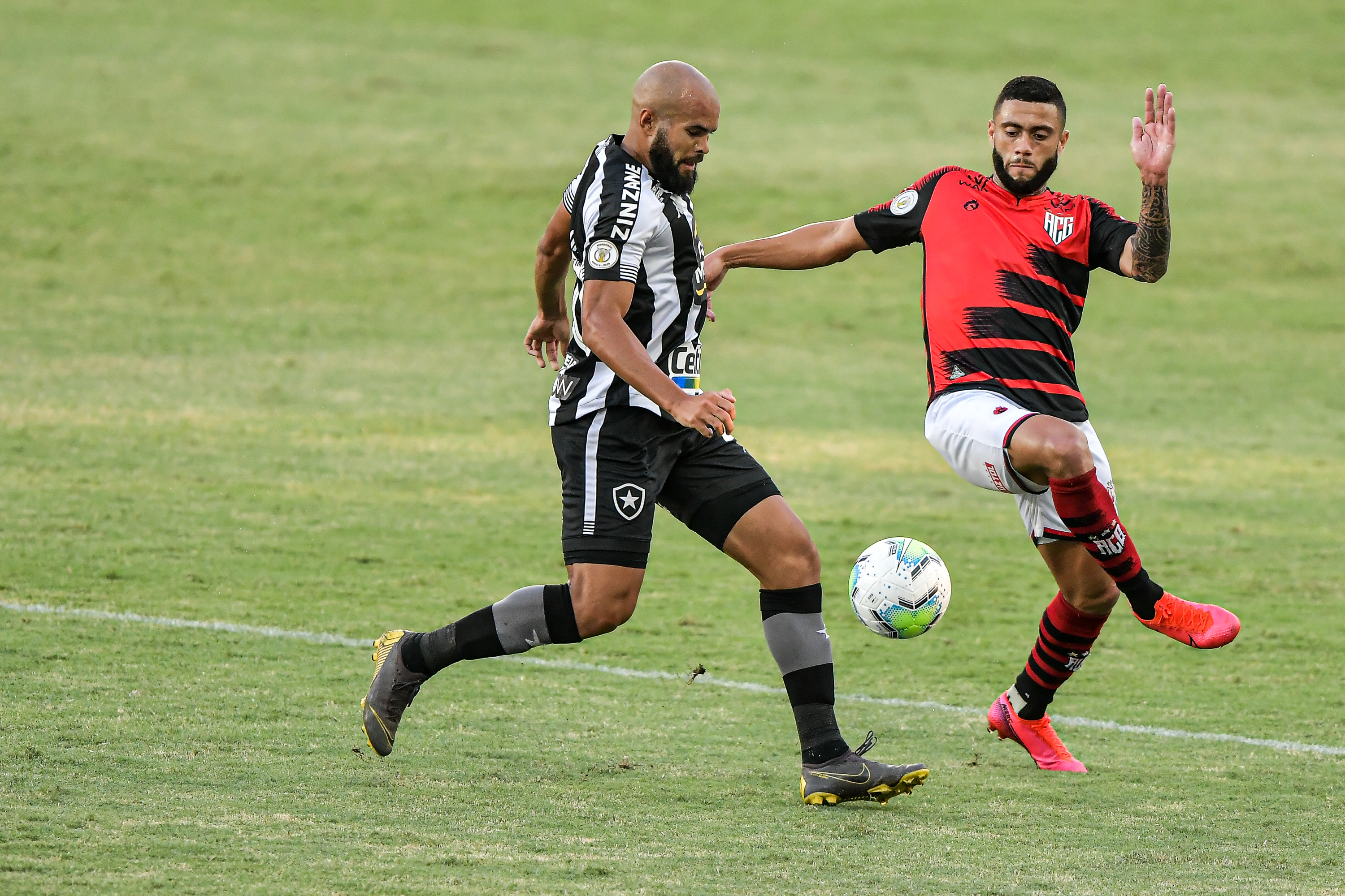 Foto: Thiago Ribeiro/AGIF