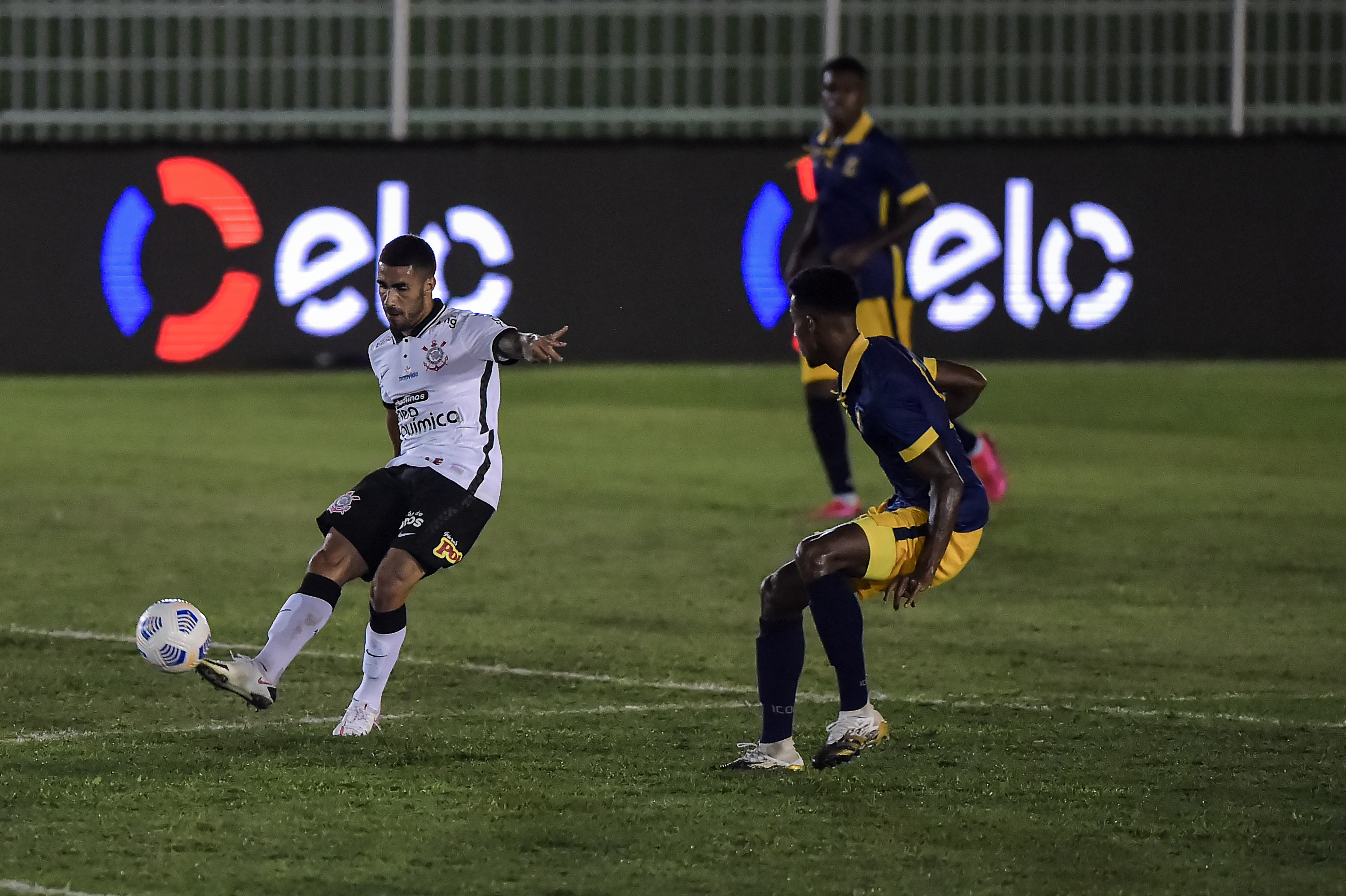 Retrô x Corinthians pela Copa do Brasil. (Foto: AGIF)