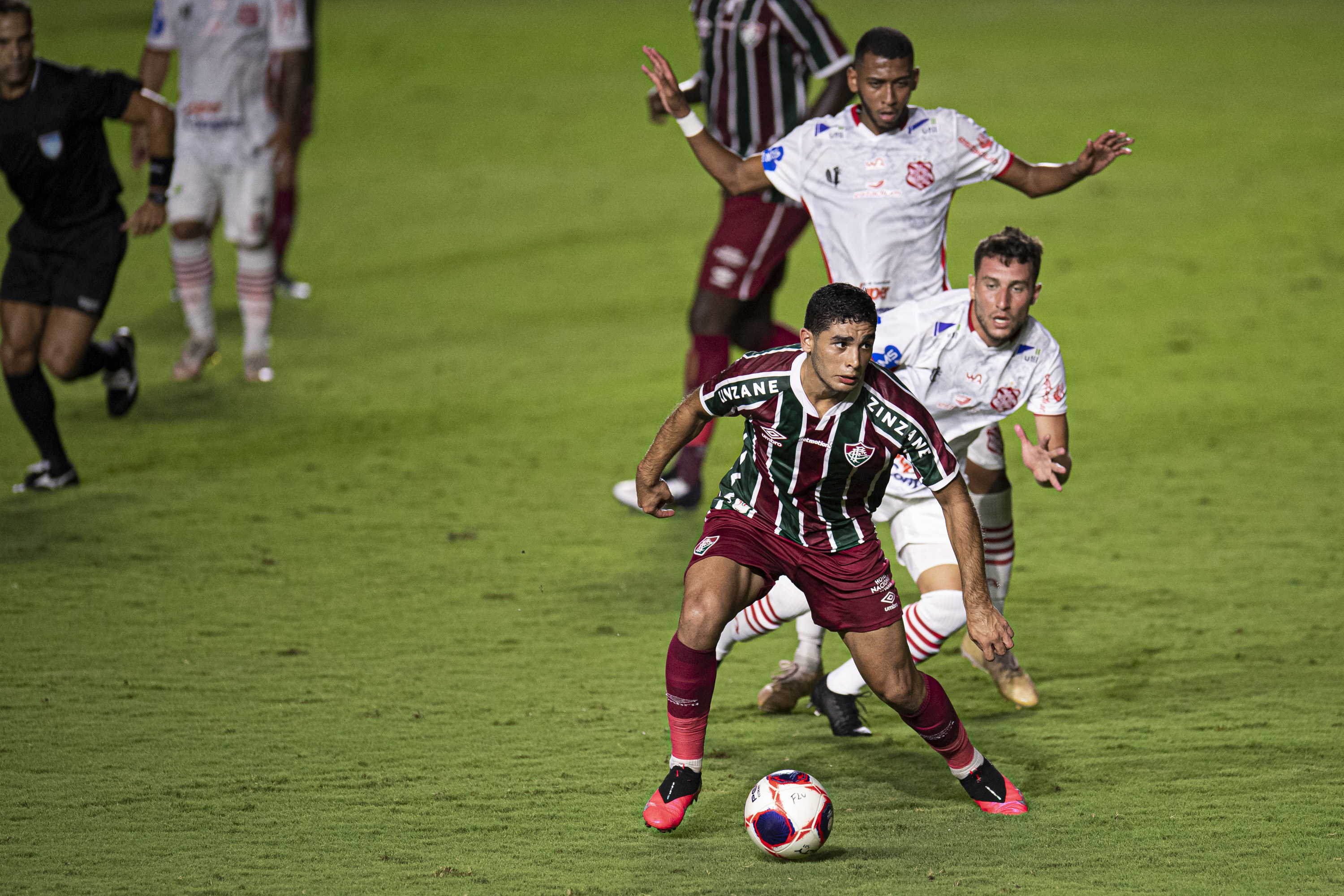 Fluminense em campo pelo Cariocão. (Foto: AGIF)