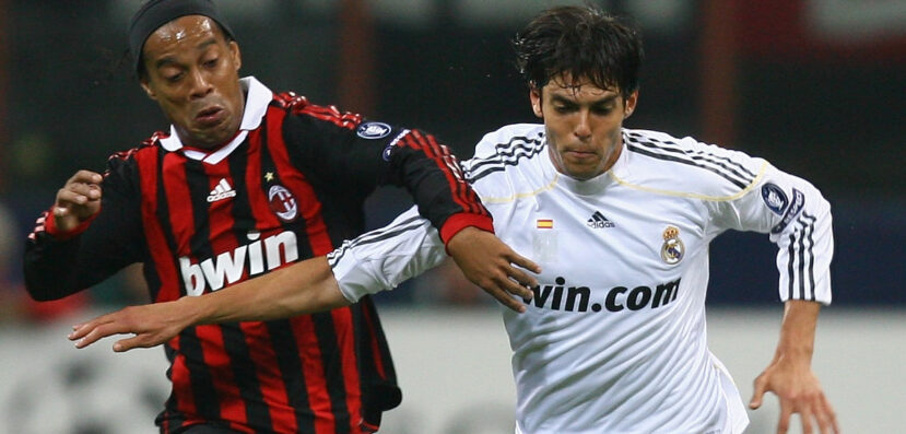 Ronaldinho Gaúcho e Kaká em duelo na Chamions League: (Foto: Getty Images)