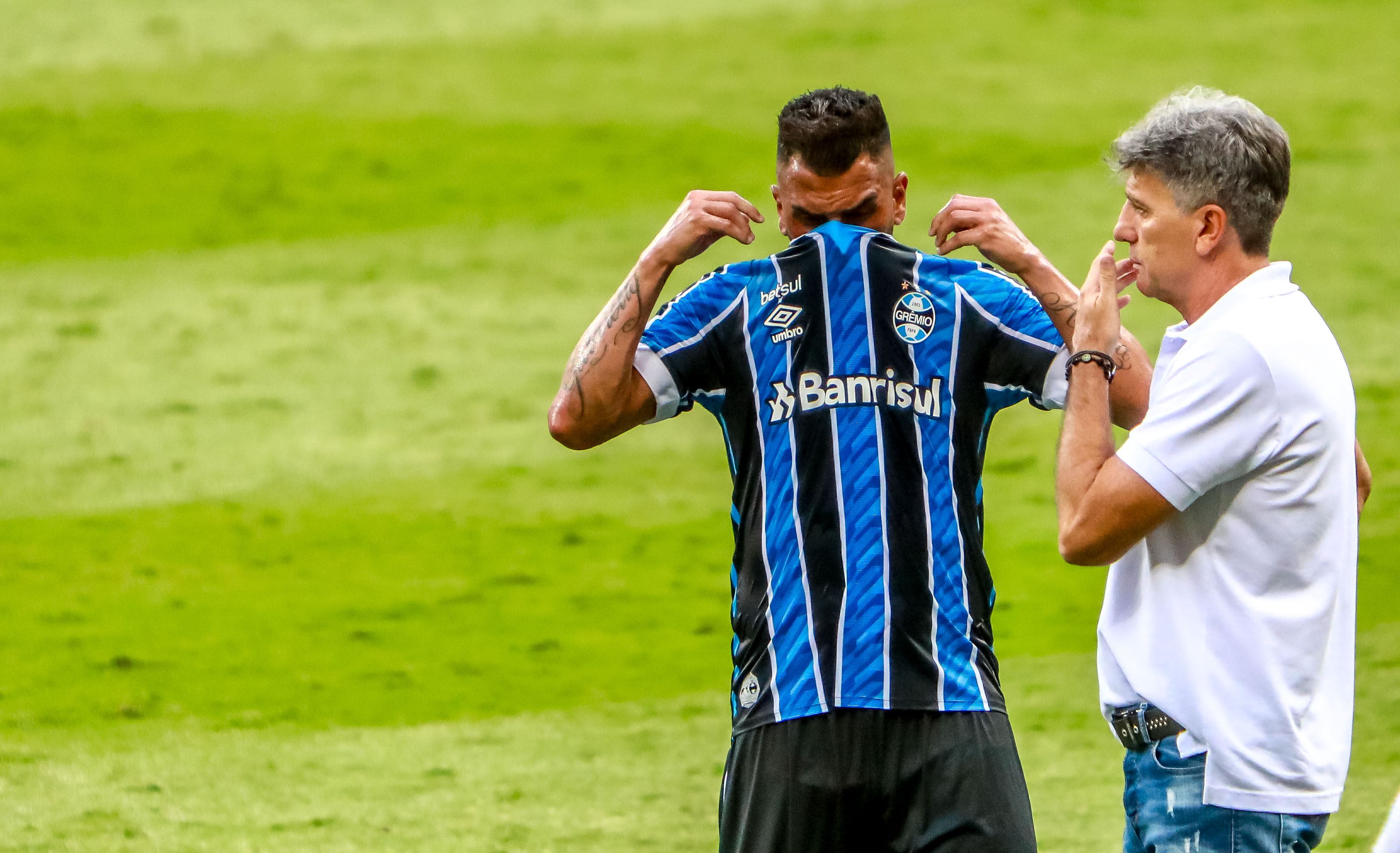 Renato e Maicon pelo Gaúchão. (Foto: Getty Images)