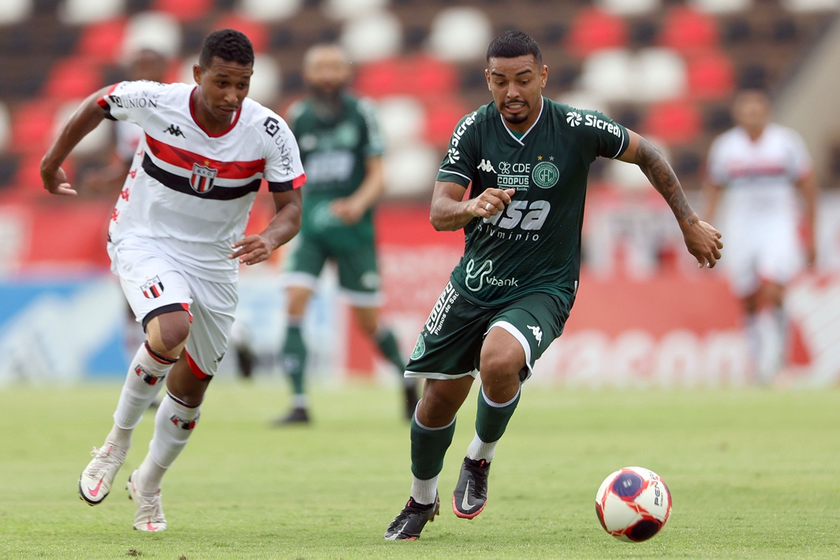 Botafogo-SP em partida contra o Guarani. Foto: AGIF