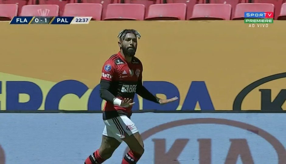 Gabi empatou o jogo. (Foto: Reprodução TV)