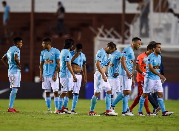 Sporting Cristal x São Paulo duelam nesta terça-feira (20), no Peru. (Foto: Getty Images)