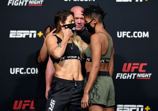 Luta entre brasileiras no card. (Fogo: Getty Images)