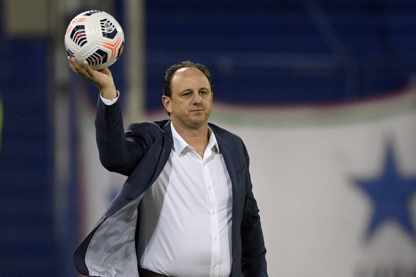 Yuri lamentou mudança aos Emirados com Rogério dando espaço para a base do Fla (Juan Mabromata – Pool/Getty Images Argentina)