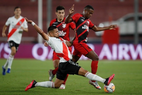 Athletico-PR em campo pela Libertadores em 2020. (Foto: Getty Images)