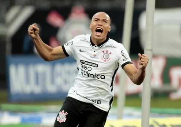 Mandaca com a camisa do Corinthians - Foto: Ag.Corinthians