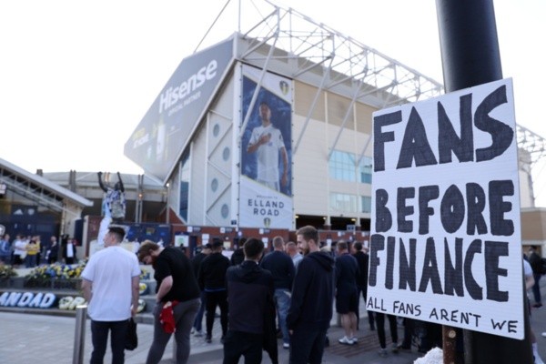 Protesto de torcedores contra a Superliga. Foto: Getty Images