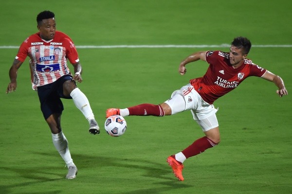 River Plate em campo pela Libertadores contra o Junior Barranquilla. (Foto: Getty Images)
