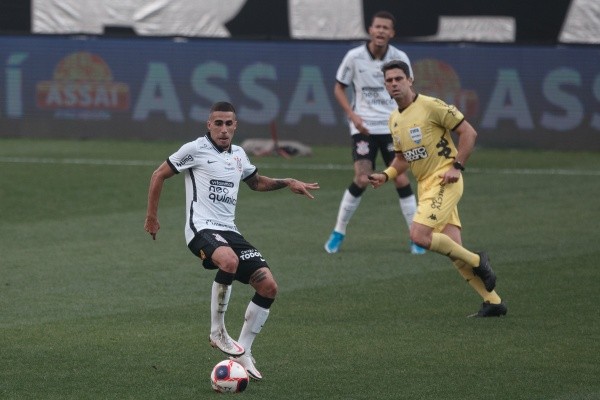 Corinthians em campo contra o Palmeiras pelo Paulistão. (Ettore Chiereguini/AGIF)