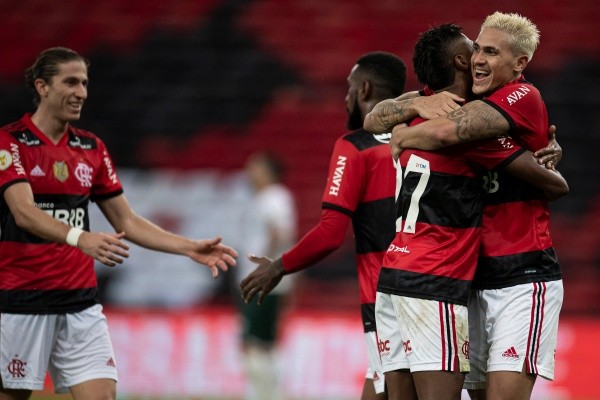 Flamengo comemorando pelo Brasileirão. (Foto: Jorge Rodrigues/AGIF) Flamengo comemorando pelo Brasileirão. (Foto: Jorge Rodrigues/AGIF)