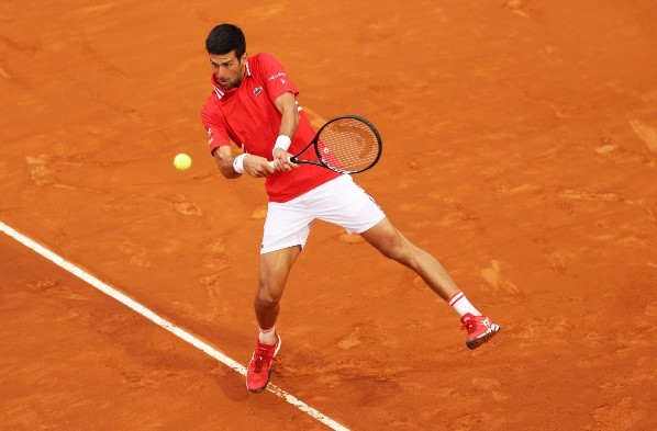 Djokovic em quadra. (Foto: Getty Images)