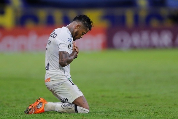 Marinho é alvo de cobiça do Atlético-MG e Santos quer jogadores em troca (Foto:Juan Ignacio Roncoroni – Pool/Getty Images ARG)