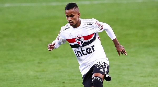 RS - Porto Alegre - 26/09/2020 - BRASILEIRO A 2020, INTERNACIONAL X SÃO PAULO - Paulinho Boia jogador de São Paulo durante partida contra o Internacional no estadio Beira-Rio pelo campeonato Brasileiro A 2020. Foto: Pedro H. Tesch / AGIF