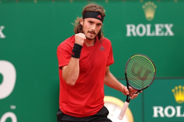 Comemoração de Tsitsipas. Foto: Getty Images