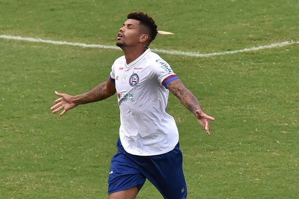Juninho vem sendo titular absoluto do Bahia de Dado Cavalcanti (Foto: Walmir Cirne/AGIF)