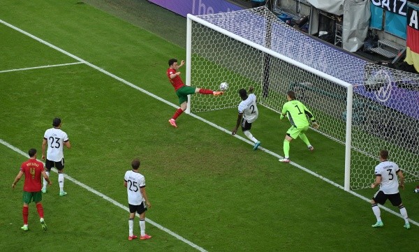Portugal em campo contra a Alemanha. (Foto: Getty Images)