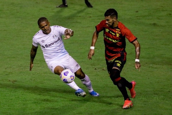 Sport em campo pelo Brasileirão. (Foto: Rafael Vieira/AGIF)