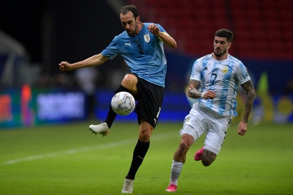 Uruguai em campo contra a Argentina. (Foto: Getty Images)