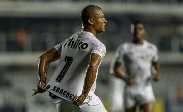 Comemoração de gol de Sánchez pelo Santos. Foto: Getty Images