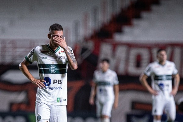 Ângelo é uma das maiores joias da base do Coritiba e já entou no radar da Europa (Foto:Heber Gomes/AGIF)