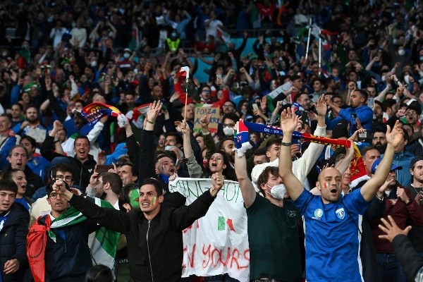 Itália comemorando a ida para a final da Eurocopa. (Foto: Getty Images)