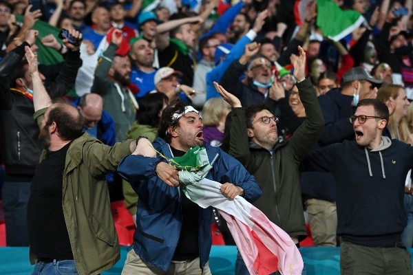 Itália comemorando a ida para a final da Eurocopa. (Foto: Getty Images)