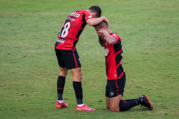 Comemoração de gol do Athletico-PR. Foto: Getty Images