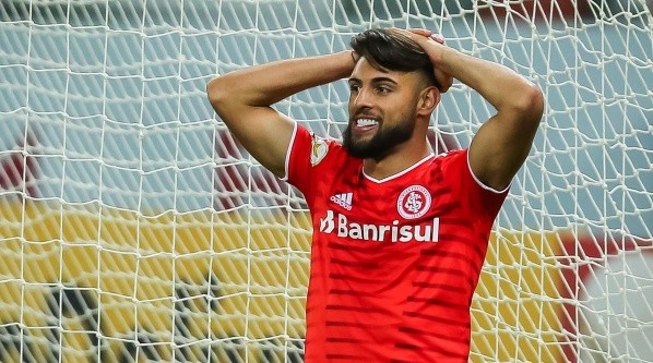 RS - Porto Alegre - 30/05/2021 - BRASILEIRO A 2021, INTERNACIONAL X ESPORTE - Yuri Alberto jogador do Internacional lamenta chance perdida durante partida contra o Sport no estadio Beira-Rio pelo campeonato Brasileiro A 2021. Foto: Pedro H. Tesch / AGIF RS - Porto Alegre - 30/05/2021 - BRASILEIRO A 2021, INTERNACIONAL X ESPORTE - Yuri Alberto jogador do Internacional lamenta chance perdida durante partida contra o Sport no estadio Beira-Rio pelo campeonato Brasileiro A 2021. Foto: Pedro H. Tesch / AGIF