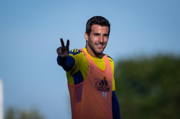 Cáceres volta ao time titular contra o Botafogo após se recuperar de quadro de otite (Foto: Bruno Haddad/Cruzeiro)