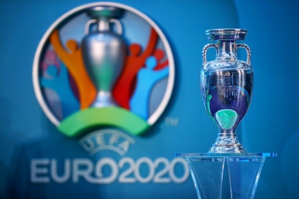 Troféu da Eurocopa 2020. Foto: Getty Images