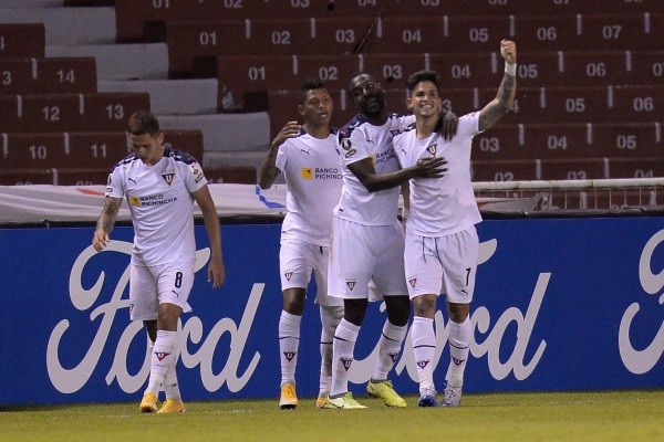 LDU comemorando gol. (Foto: Getty Images)
