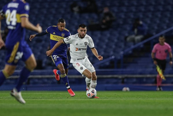 Junior Alonso também deve ficar fora do jogo contra o Corinthians no sábado (Foto: Pedro Souza / Atlético)