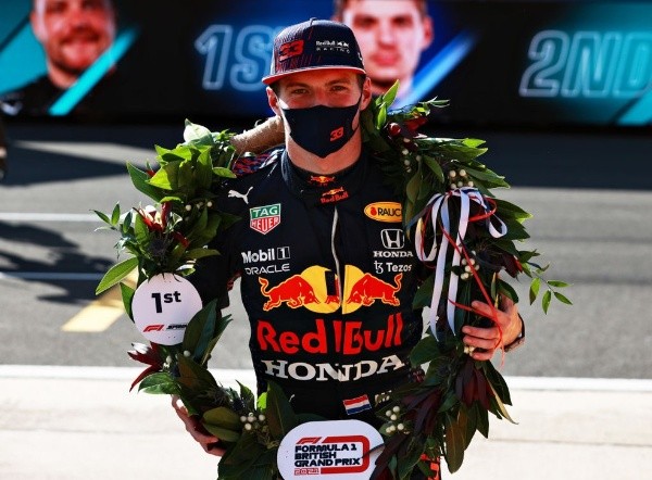 Max Verstappen vence a inaugural corrida classificatória do GP da Inglaterra. (Foto: Getty Images)