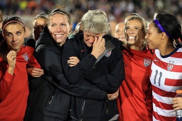 Pia Sundhage comandando a seleção dos EUA