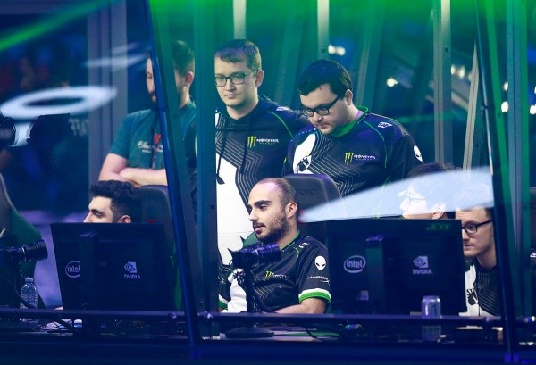 Kuro Takhasomi lidera o time dele em campeonato (Foto: Getty images)