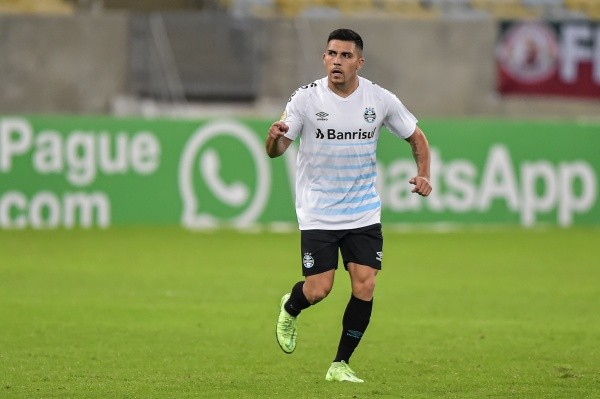 César Pinares marcou recentemente gol da vitória tricolor diante do Fluminense pelo Brasileirão (Foto:Thiago Ribeiro/AGIF)