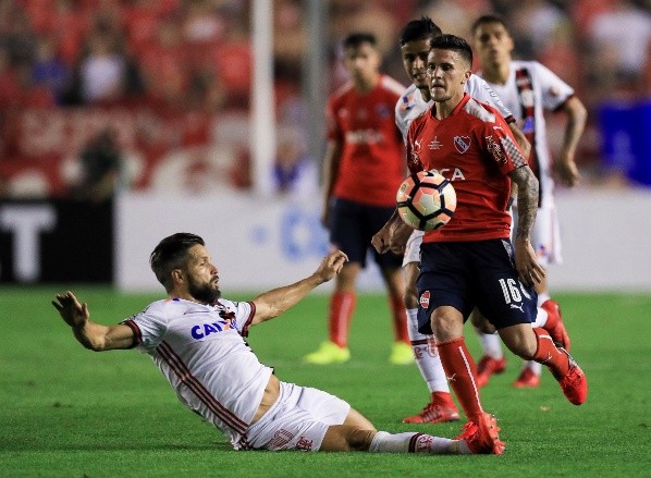 Bustos já interessa ao Palmeiras e outros grandes da América do Sul desde 2017 (Foto: Buda Mendes/Getty Images Argentina)