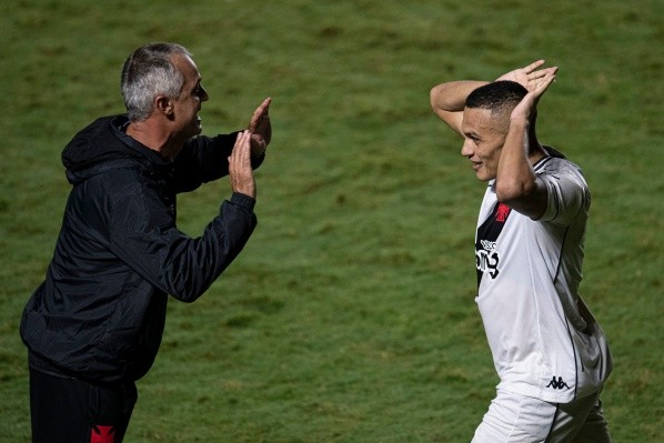 Lisca se comoveu com a história de Léo Jabá – Foto:Jorge Rodrigues/AGIF