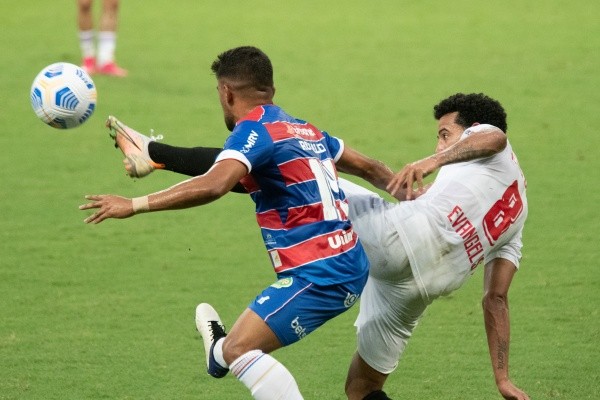 Fortaleza já bateu Bragantino, Atlético-MG, Corinthians e Inter no primeiro 1/3 do Brasileiro (Foto:Kely Pereira/AGIF)