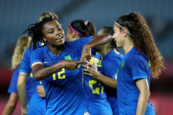 Ludmila é elogiado por Pia em coletiva