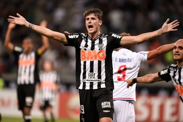 Maidana já treinou sob o comando de Mancini em 2019, agora zagueiro pode reencontrá-lo no América (Foto: Juliana Flister/Getty Images Brazil)